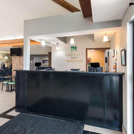 Quality Inn Upper Sandusky Esterno foto