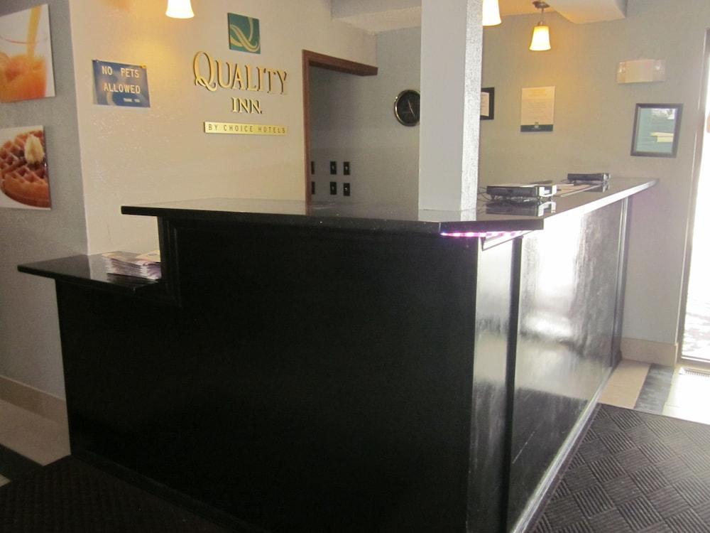 Quality Inn Upper Sandusky Esterno foto