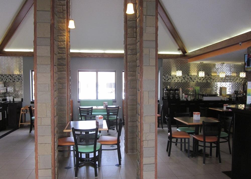 Quality Inn Upper Sandusky Esterno foto