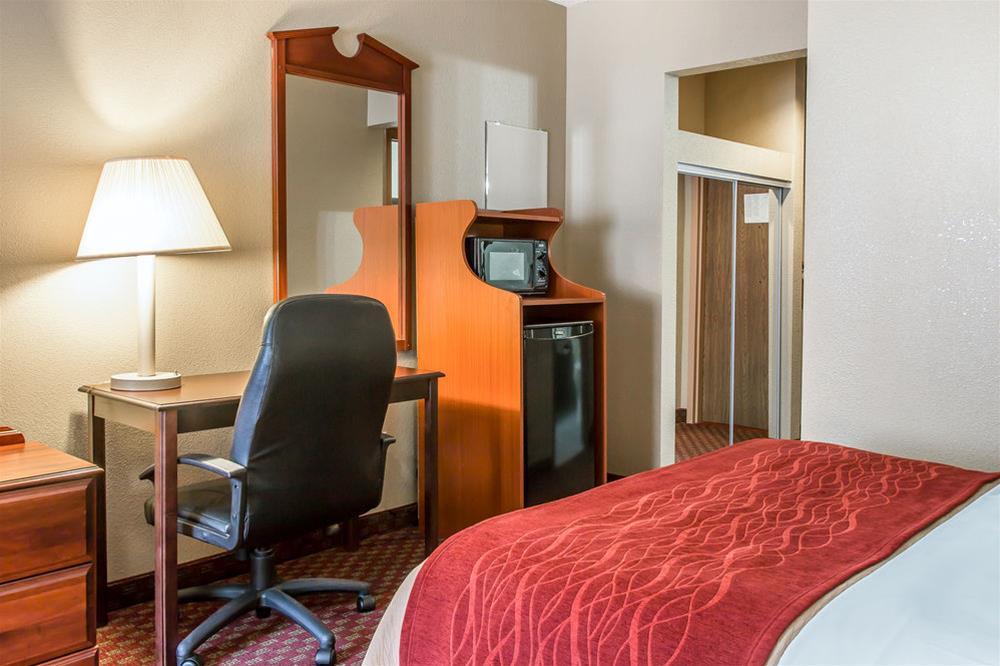 Quality Inn Upper Sandusky Esterno foto